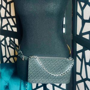 Michael Kors Belt Bag S/M NWT black and gray MK signature logo